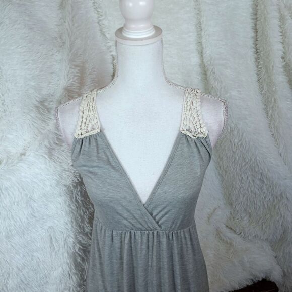 HYPNOTIZED GRAY & CREAM CROCHET DRESS SZ.S GUC - Picture 3 of 9